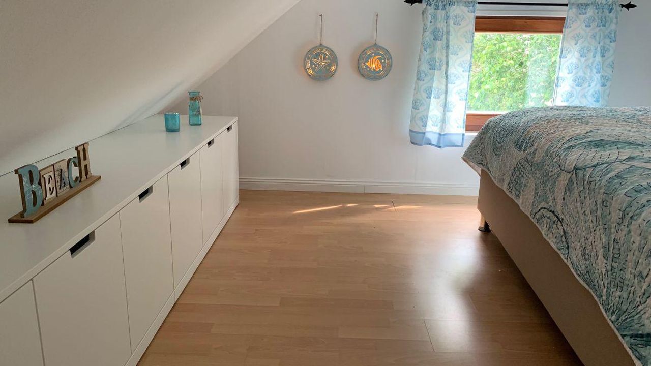 Kleines Schlafzimmer im 1.OG Kleines Schlafzimmer im 1.OG